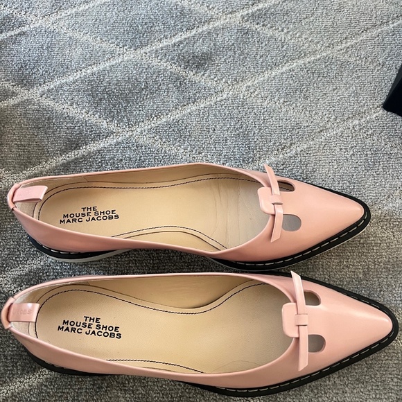 Marc Jacobs Size 7 Light Pink Leather with White Outer Sole - Picture 1 of 8